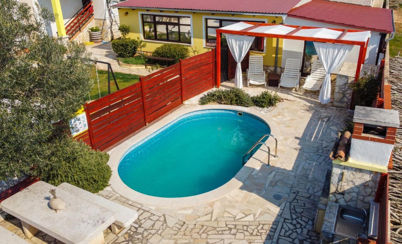 House 1119 Villa Muntic Ngoại thất bức ảnh